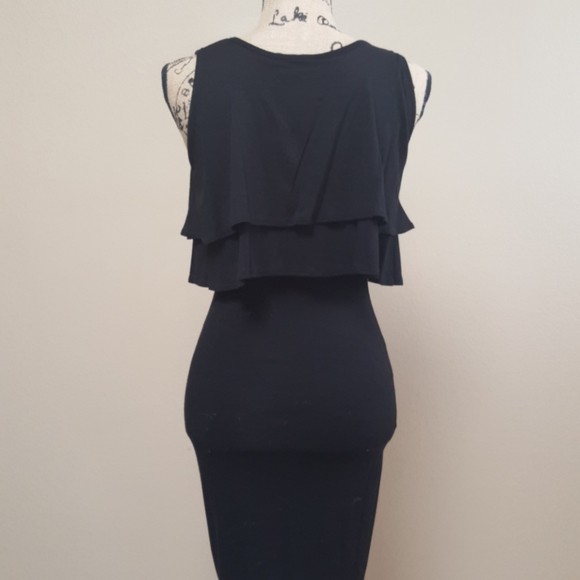 BLACK DRESS - Picture 2 of 4